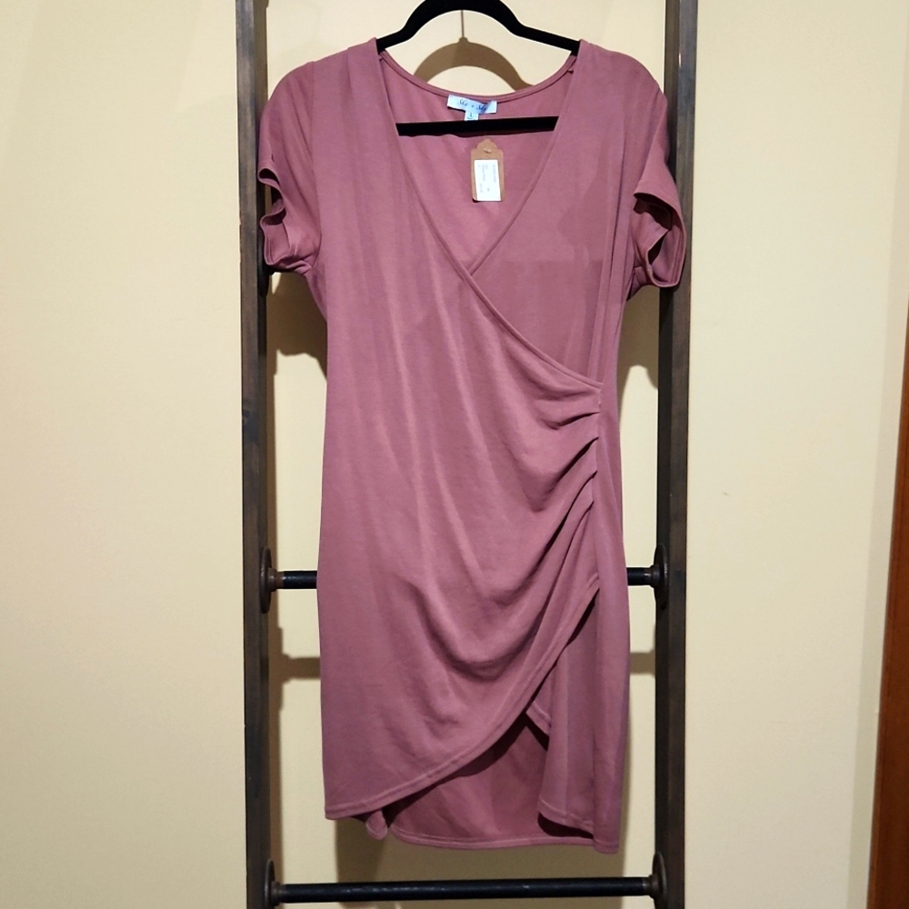 Asymmetrical cross dress